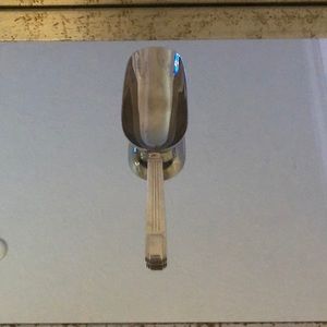 TIFFANY & CO. ICE SCOOP IN STERLING SILVER. PREPARE DRINKS IN STYLE